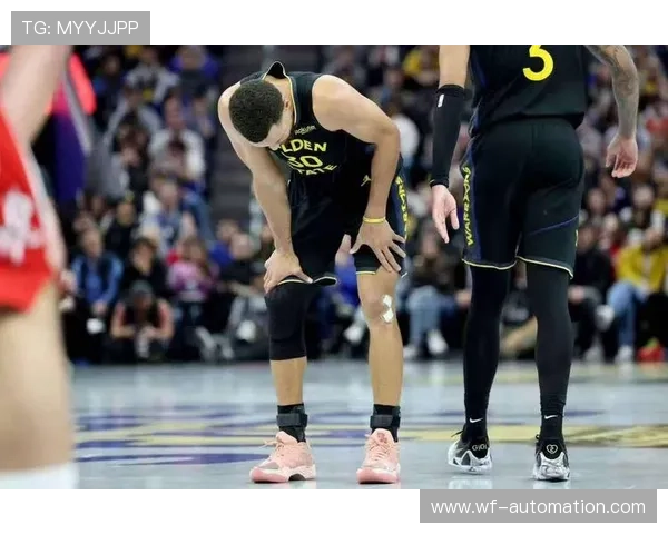 雄鹿胜鹈鹕锡安空砍托马斯27分